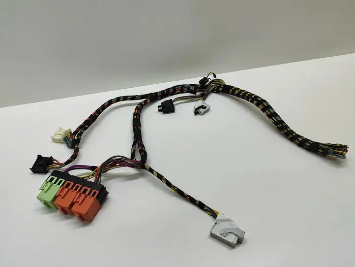 BMW 5 E60 E61 (2004 - 2010) 8373700 Прочая электропроводка — фото 5