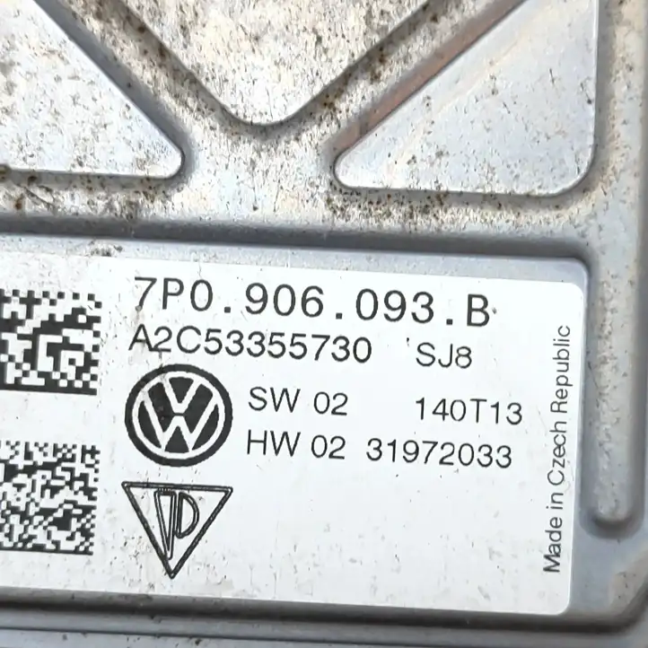 Volkswagen Touareg II (2010 - 2018) 7P0906093B Блок управления топливным насосом — фото 6