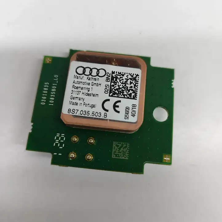 Seat Ateca (2016 - ) 8S7035503B GPS антенна — фото 6
