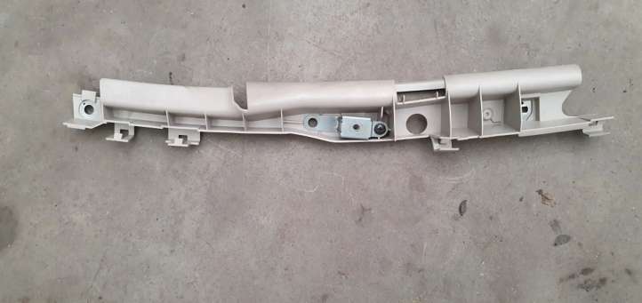 94088XA16A Subaru Tribeca Kita salono detalė