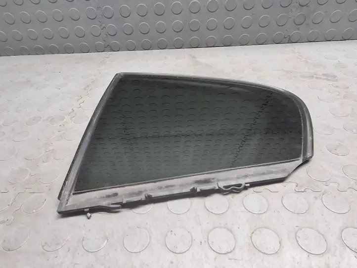 BMW 3 F30 F35 F31 (2012 - 2018) 43R-000178 Форточка двери — фото 2