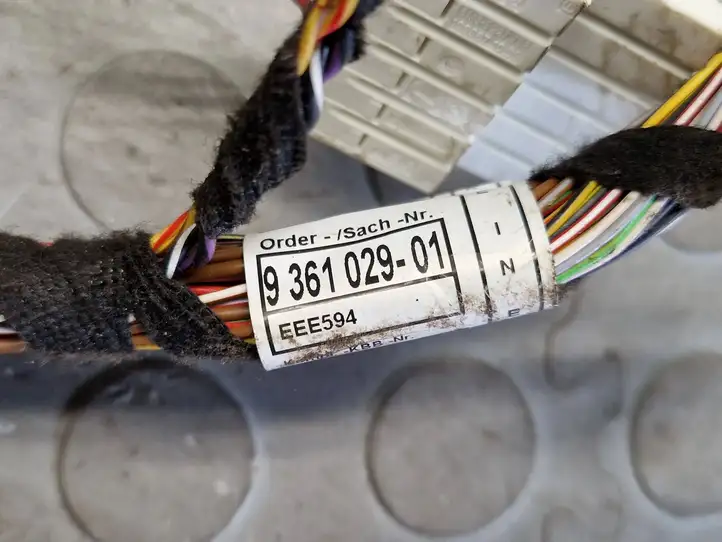 BMW 1 F20 F21 (2011 - 2019) 9361029 Прочая электропроводка — фото 6