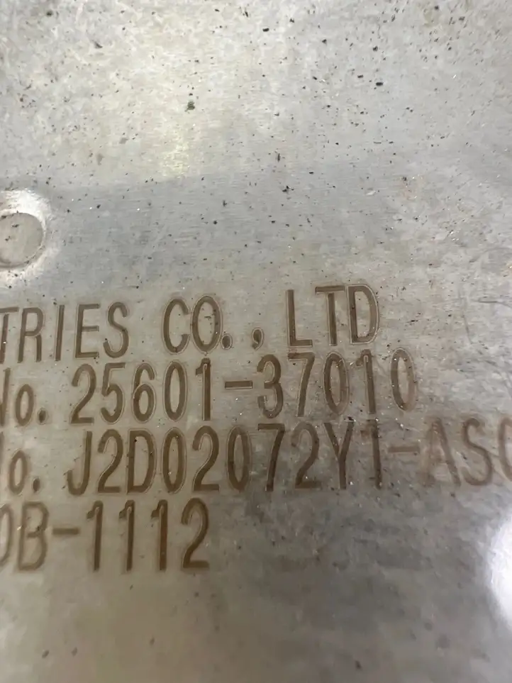 Toyota Prius (XW30) (2009 - 2015) 2560137010 Охладитель клапана EGR — фото 3