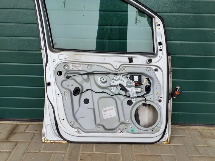 Volkswagen Touran I (2003 - 2010) La7w Рычаг стеклоочистителя — фото 7