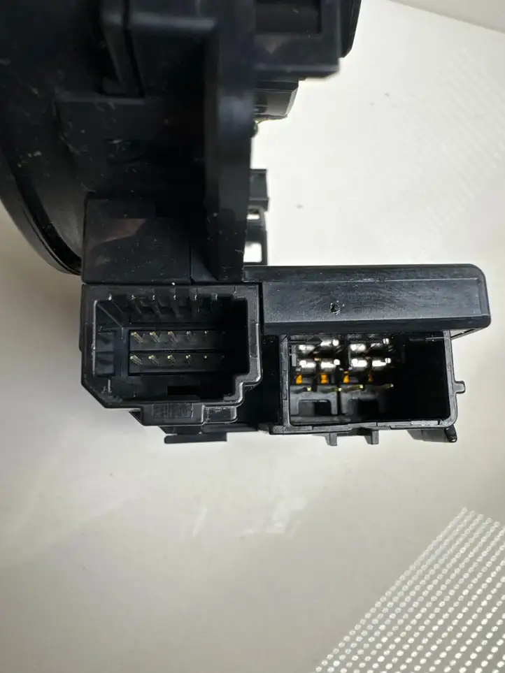 Toyota Prius (XW30) (2009 - 2015) 75B998 Контактное кольцо SRS — фото 3