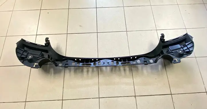BMW 5 F10 F11 (2009 - 2016) 7184766 Кронштейн заднего бампера — фото 3