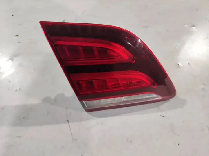 Mercedes-Benz GLE W166/C292 (2015 - 2019) A1669066101 Стекло заднего фонаря (крышка багажника) — фото 1
