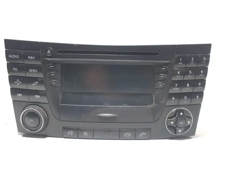 Mercedes-Benz E W211 (2002 - 2009) A2118275142001 Магнитола / мультимедийная система — фото 2