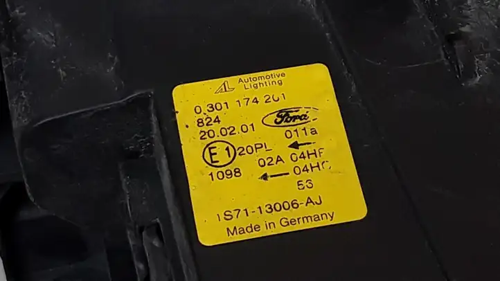 Ford Mondeo Mk III (2000 - 2007) 1S7113006AJ Передняя фара — фото 2