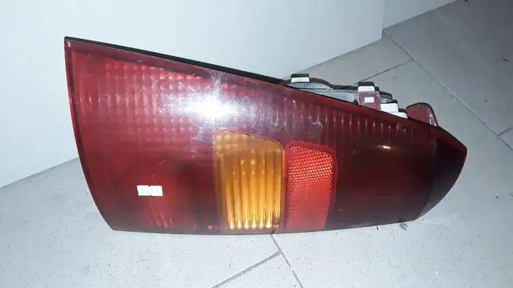 Ford Focus (1998 - 2004) XS4X13N004EC Задний фонарь в кузове — фото 1