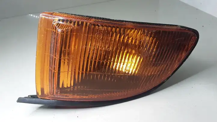 Mitsubishi Galant (1997 - 2003) 082141540RB Указатель поворота передний — фото 1