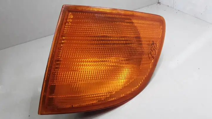 Mercedes-Benz Vito Viano W638 (1996 - 2003) 6R01489 Указатель поворота передний — фото 1