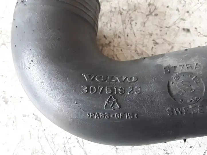Volvo XC90 (2002 - 2006) 30751920 Трубка подачи воздуха — фото 2