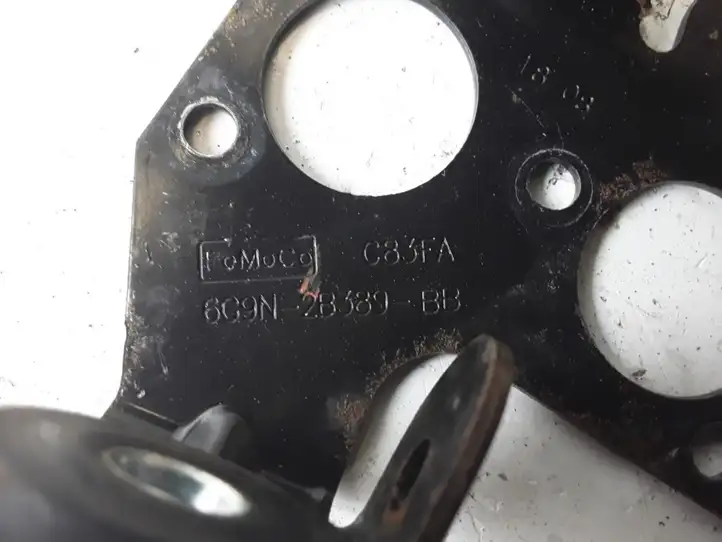 Volvo S80 (2006 - 2009) 6G9N2B389 Кронштейн блока ABS — фото 3
