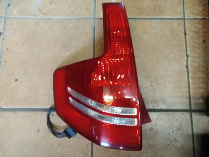 Citroen C4 (2004 - 2008) 965586408001 Задний фонарь в кузове — фото 1