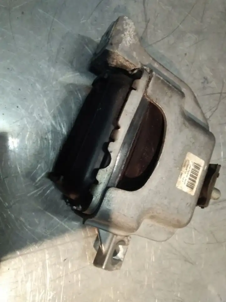 Mini One Cooper Coupe R56 (2004 - 2014) 77864501 Опора двигателя — фото 1