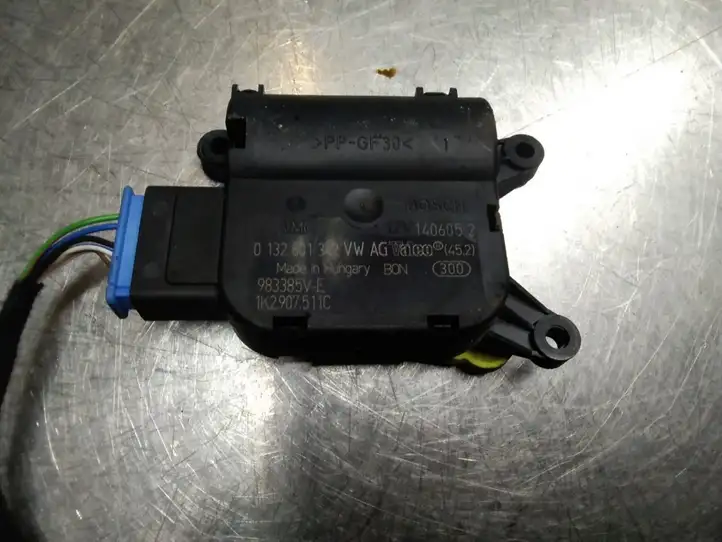 Volkswagen Golf V (2003 - 2009) 0132801342 Двигатель задвижки потока воздуха — фото 1
