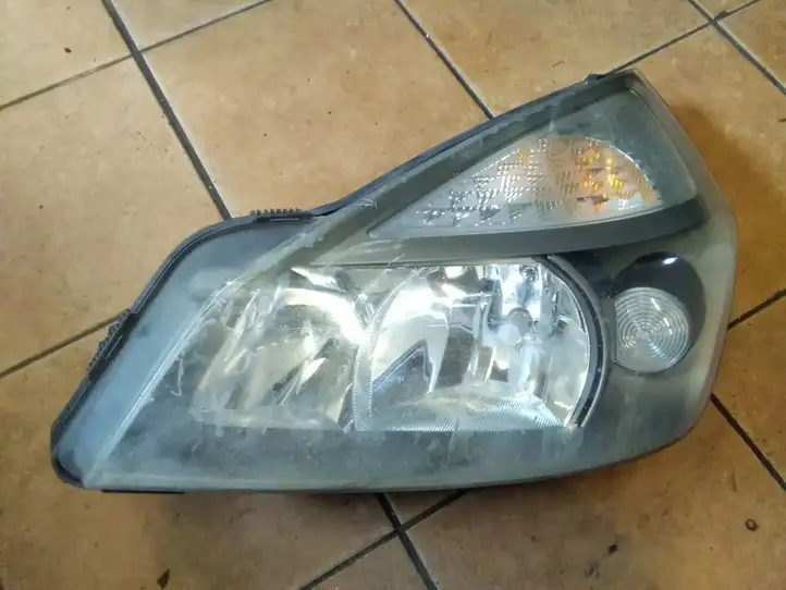 Renault Espace - Grand espace IV (2004 - 2014) 15565300 Передняя фара — фото 1