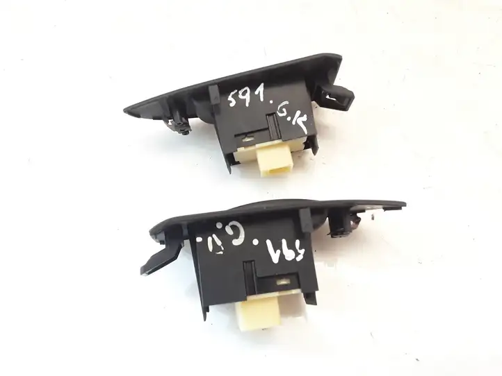 Toyota Avensis T250 (2006 - 2009) 7427105020 Блок кнопок стеклоподъемников — фото 3
