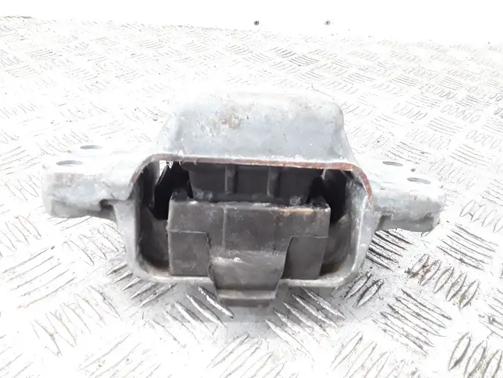 Volkswagen PASSAT B7 (2011 - 2014) 1K0199555 Опора двигателя — фото 3