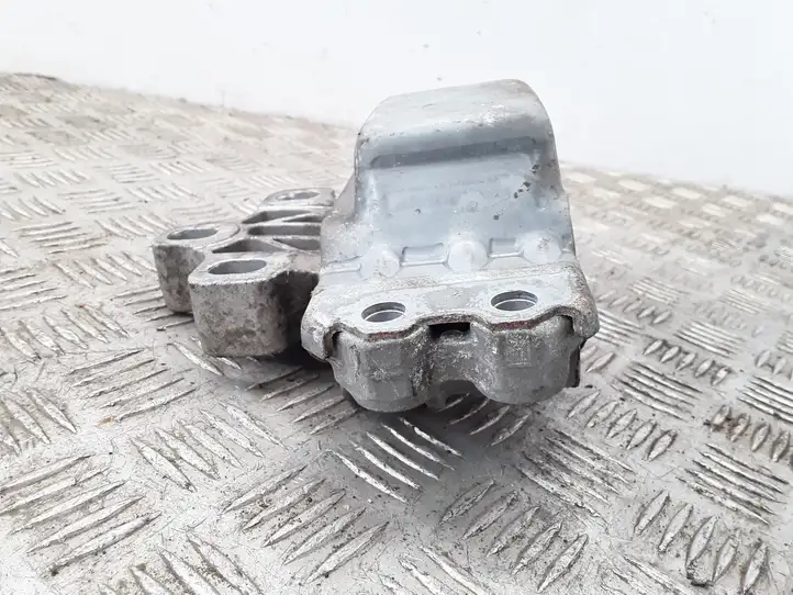 Volkswagen PASSAT B7 (2011 - 2014) 1K0199555 Опора двигателя — фото 7