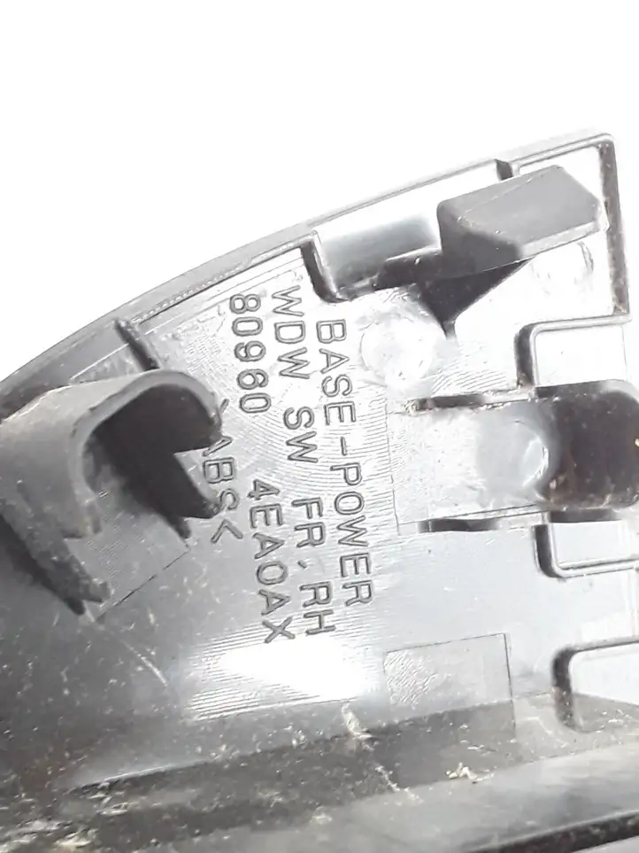 Nissan Qashqai (2013 - 2017) 809604EA0AX Блок кнопок стеклоподъемников — фото 7