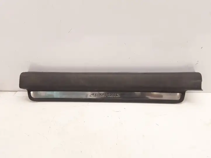 Toyota Avensis T250 (2006 - 2009) 6791405040 Внутренняя отделка переднего порога — фото 1