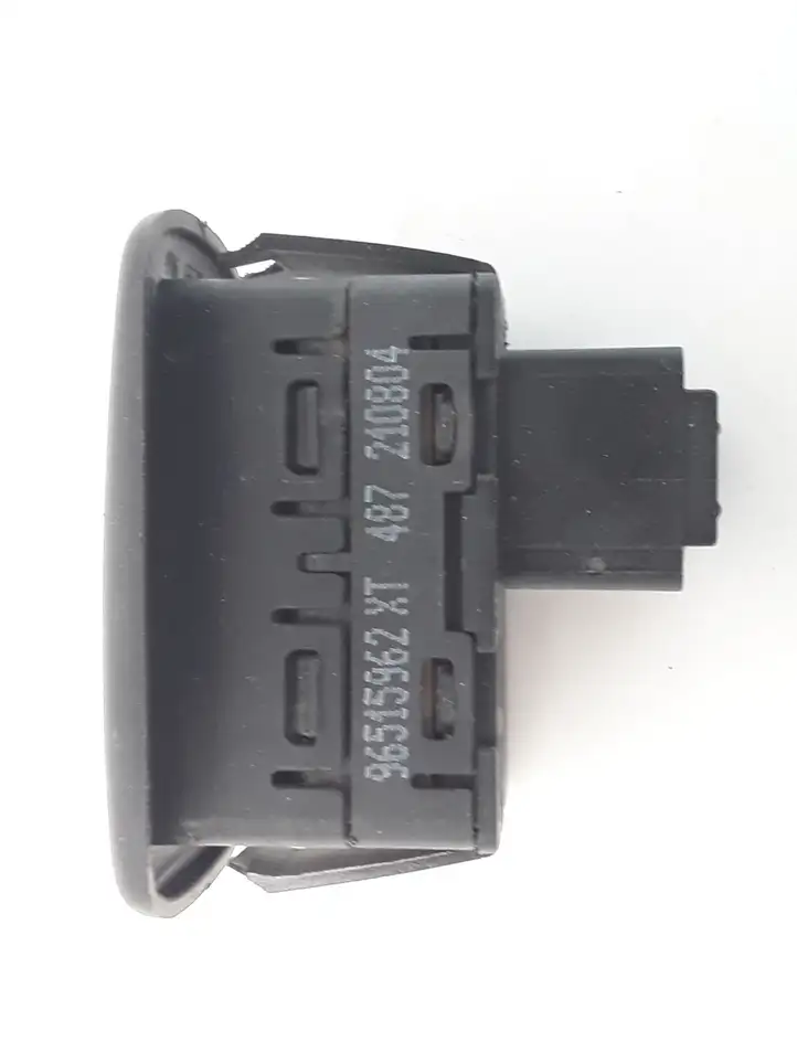 Citroen C5 (2004 - 2008) 96515962XT Кнопка стеклоподъемников — фото 3