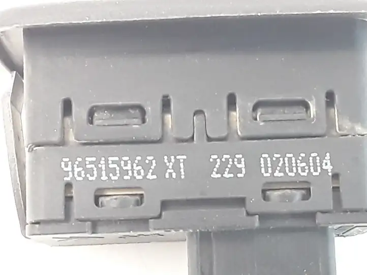 Citroen C5 (2004 - 2008) 96515962XT Кнопка стеклоподъемников — фото 4
