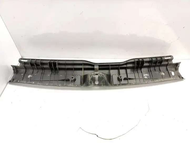 Toyota Avensis T250 (2006 - 2009) 5838705090 Отделка порога багажника — фото 4