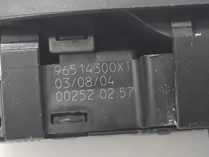 Citroen C5 (2004 - 2008) 96514300XT Кнопка стеклоподъемников — фото 5