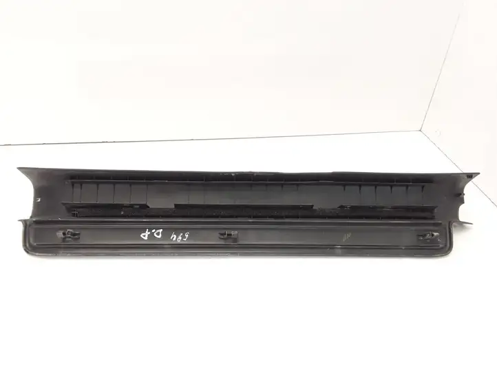 Toyota Avensis T250 (2006 - 2009) 6791305050 Внутренняя отделка переднего порога — фото 4