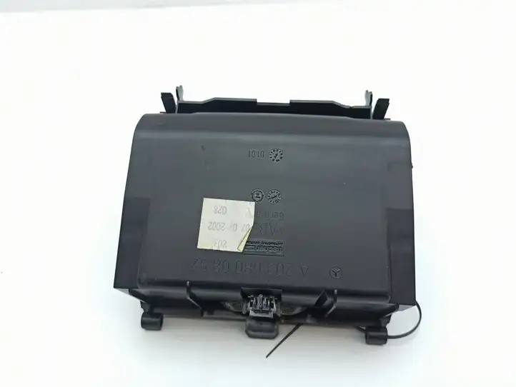 Mercedes-Benz C W203 (2000 - 2007) A2036800852 Передняя пепельница — фото 8