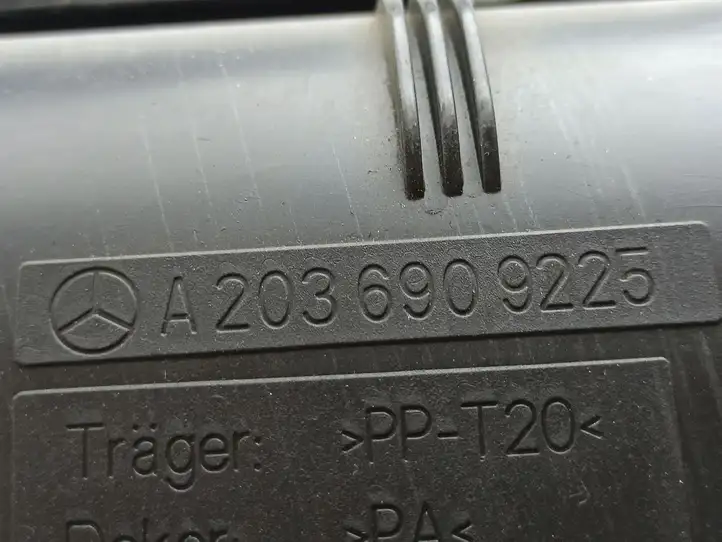 Mercedes-Benz C W203 (2000 - 2007) A2036909225 Боковая обшивка багажника — фото 7