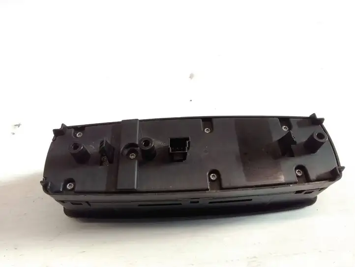Mercedes-Benz A W169 (2004 - 2012) A1698206910 Блок кнопок стеклоподъемников — фото 2