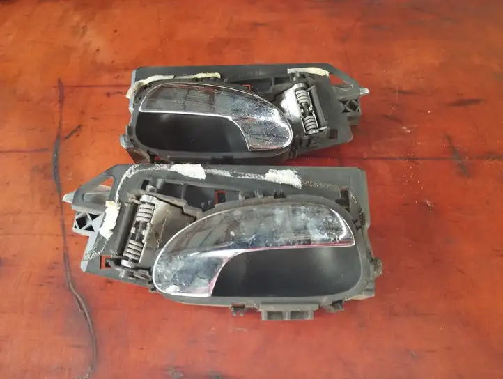 Peugeot 307 CC (2001 - 2005) 9643604477 Внутренняя ручка двери — фото 1