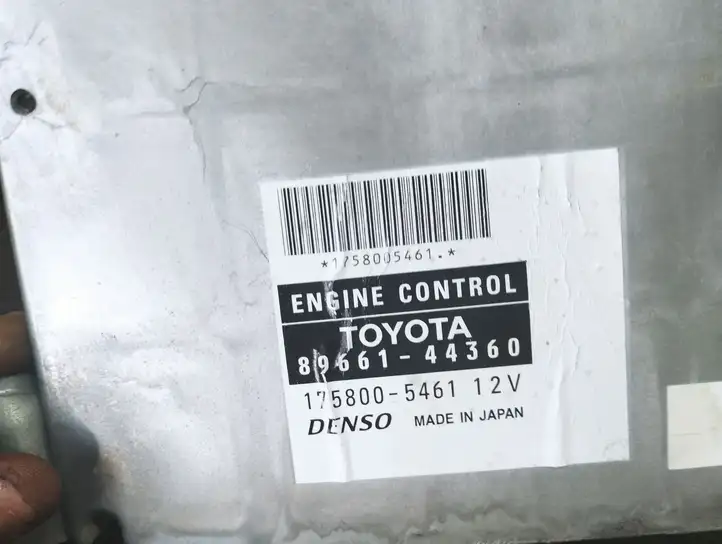 Toyota Avensis Verso (2004 - 2009) 8966144360 Блок управления двигателем (ЭБУ) — фото 4