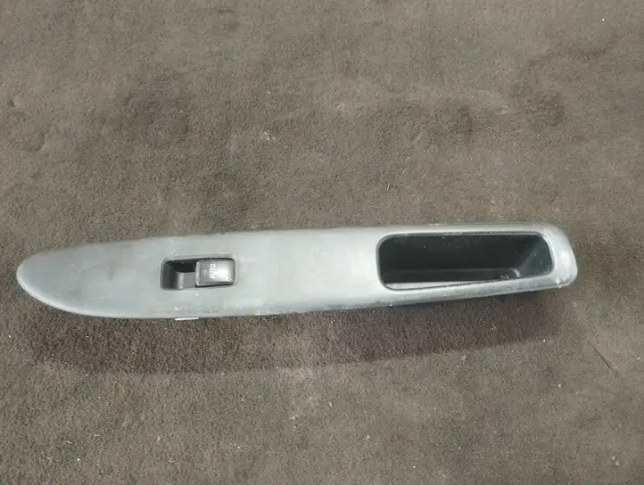 Toyota Avensis Verso (2004 - 2009) 7423144190 Блок кнопок стеклоподъемников — фото 1