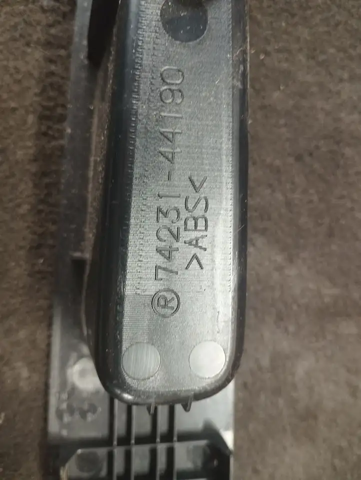 Toyota Avensis Verso (2004 - 2009) 7423144190 Блок кнопок стеклоподъемников — фото 5