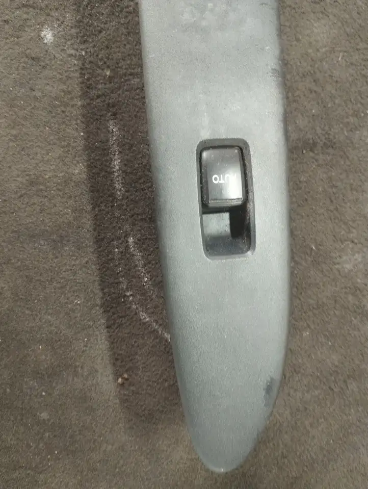 Toyota Avensis Verso (2004 - 2009) 7423144190 Блок кнопок стеклоподъемников — фото 8