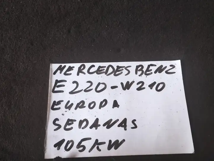 Mercedes-Benz E W210 (1995 - 2002) 2108300466 Вентиляционная решетка кузова — фото 3