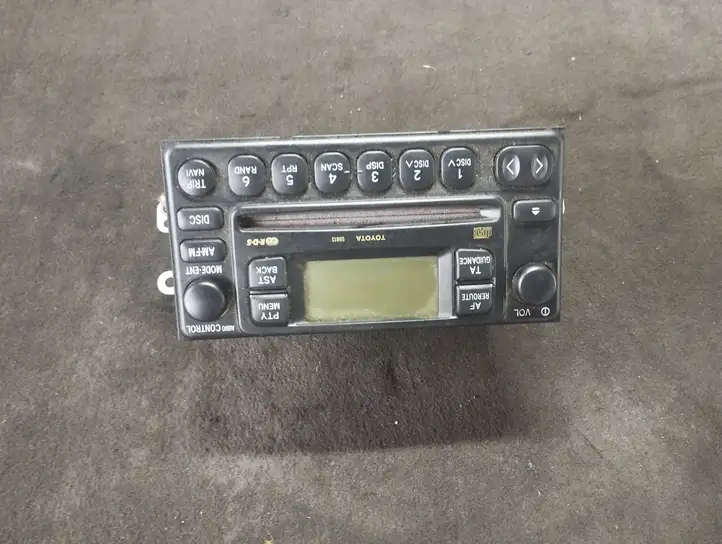 Toyota Avensis Verso (2004 - 2009) 8612044170 Магнитола / мультимедийная система — фото 1