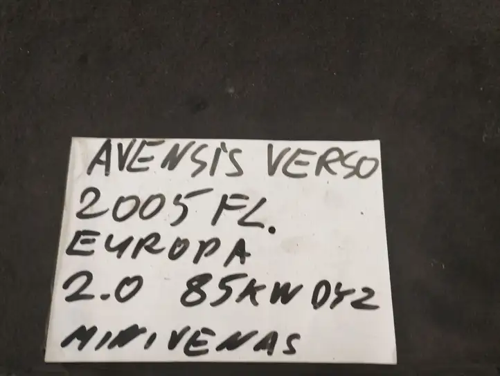 Toyota Avensis Verso (2004 - 2009) 8612044170 Магнитола / мультимедийная система — фото 4