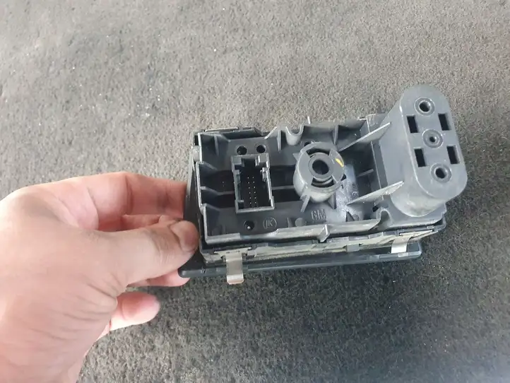 Opel Zafira B (2003 - 2006) 13205863 Включатель фонарей — фото 2
