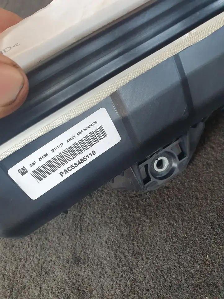 Opel Zafira B (2003 - 2006) 601762400A Подушка безопасности пассажира — фото 4