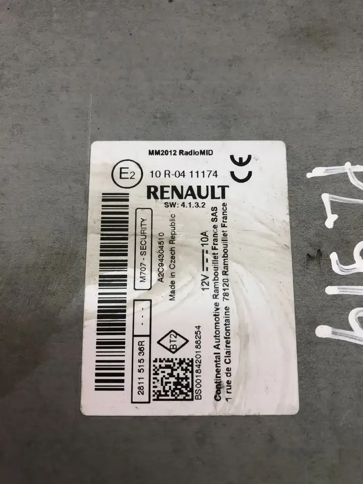 Renault Captur (2013 - 2020) 281151536R Магнитола / мультимедийная система — фото 2