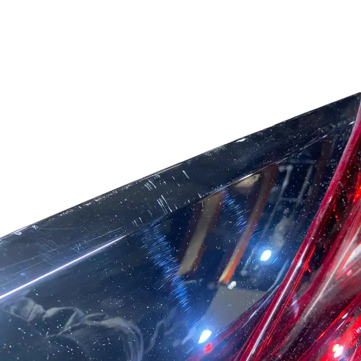 Audi Q8 (2018 - ) 4M8945095N Задний фонарь в крышке багажника — фото 5