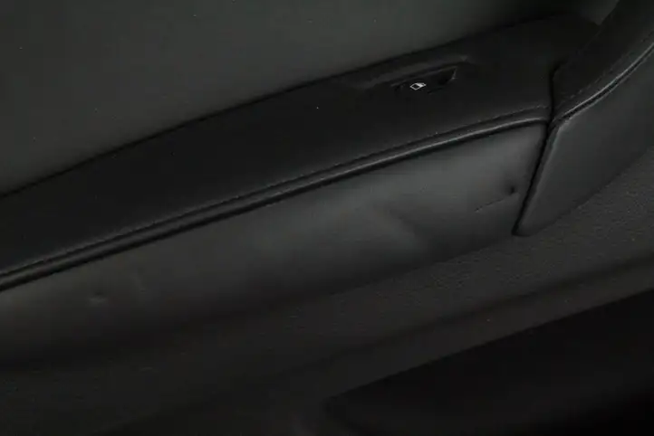 BMW X6 E71 (2008 - 2014) Обшивка задней двери — фото 3