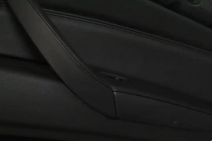 BMW X6 E71 (2008 - 2014) Обшивка задней двери — фото 4