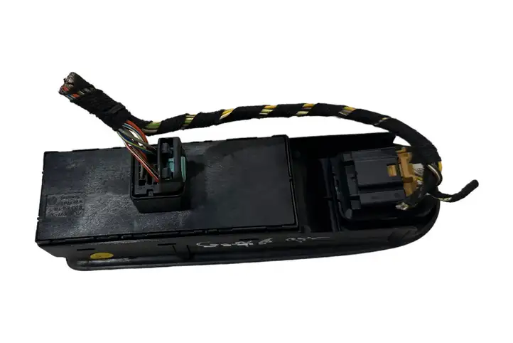 Volkswagen Golf VI (2009 - 2013) 5K0867255A Накладка кнопки стеклоподъемника — фото 6